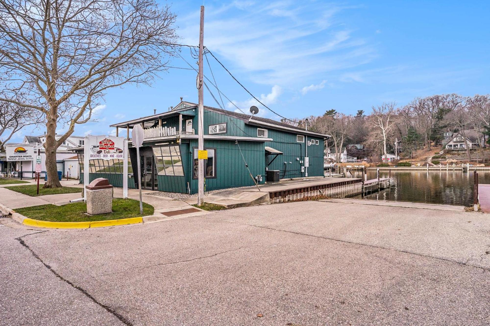 Riverside Suites - Unit B Saugatuck Exterior photo